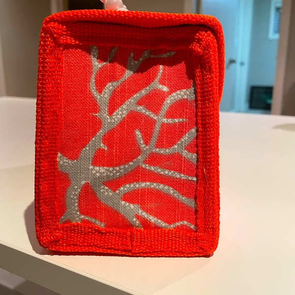 Coral purse - Picture 6 of 6